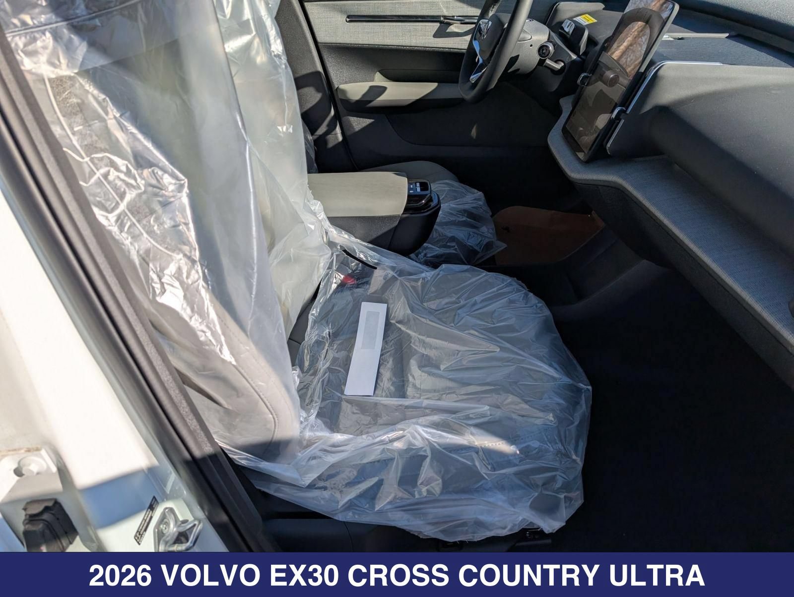 New 2026 Volvo EX30 Cross Country Ultra w/ Protection Package Premier AWD/4WD image 22