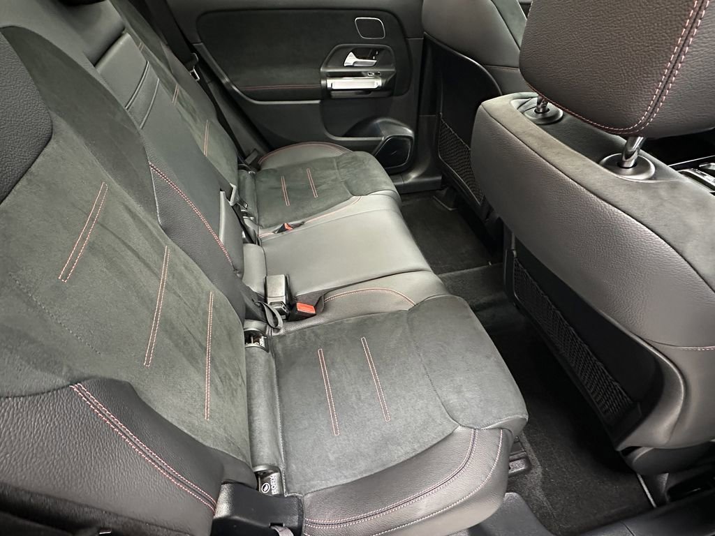 Certified 2025 Mercedes-Benz GLB 250 image 17