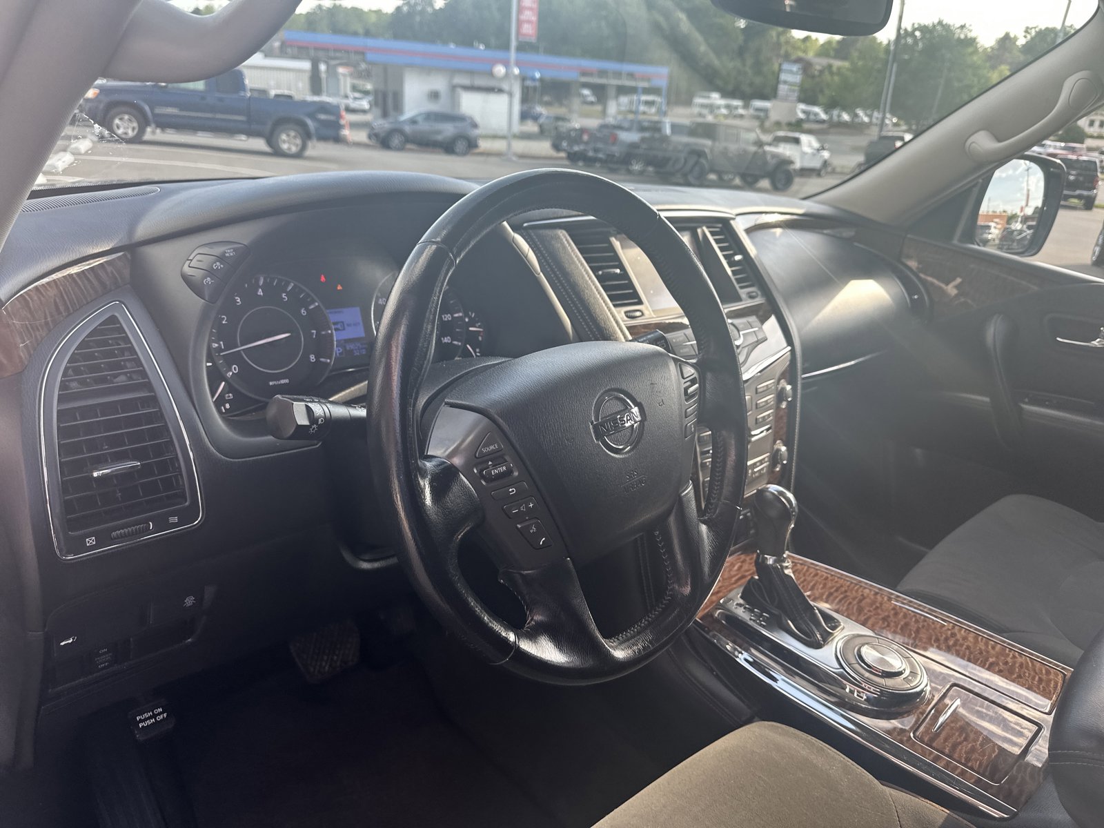 Used 2020 Nissan Armada SV w/ Driver Package RWD image 19