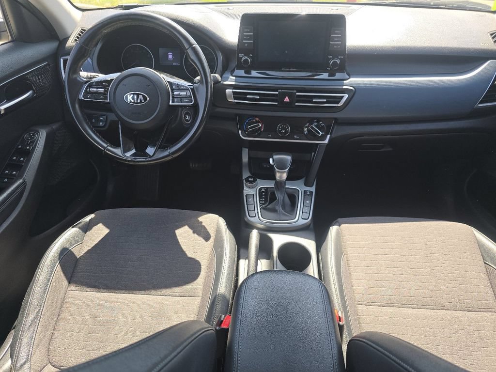 Used 2021 Kia Seltos S AWD/4WD image 17