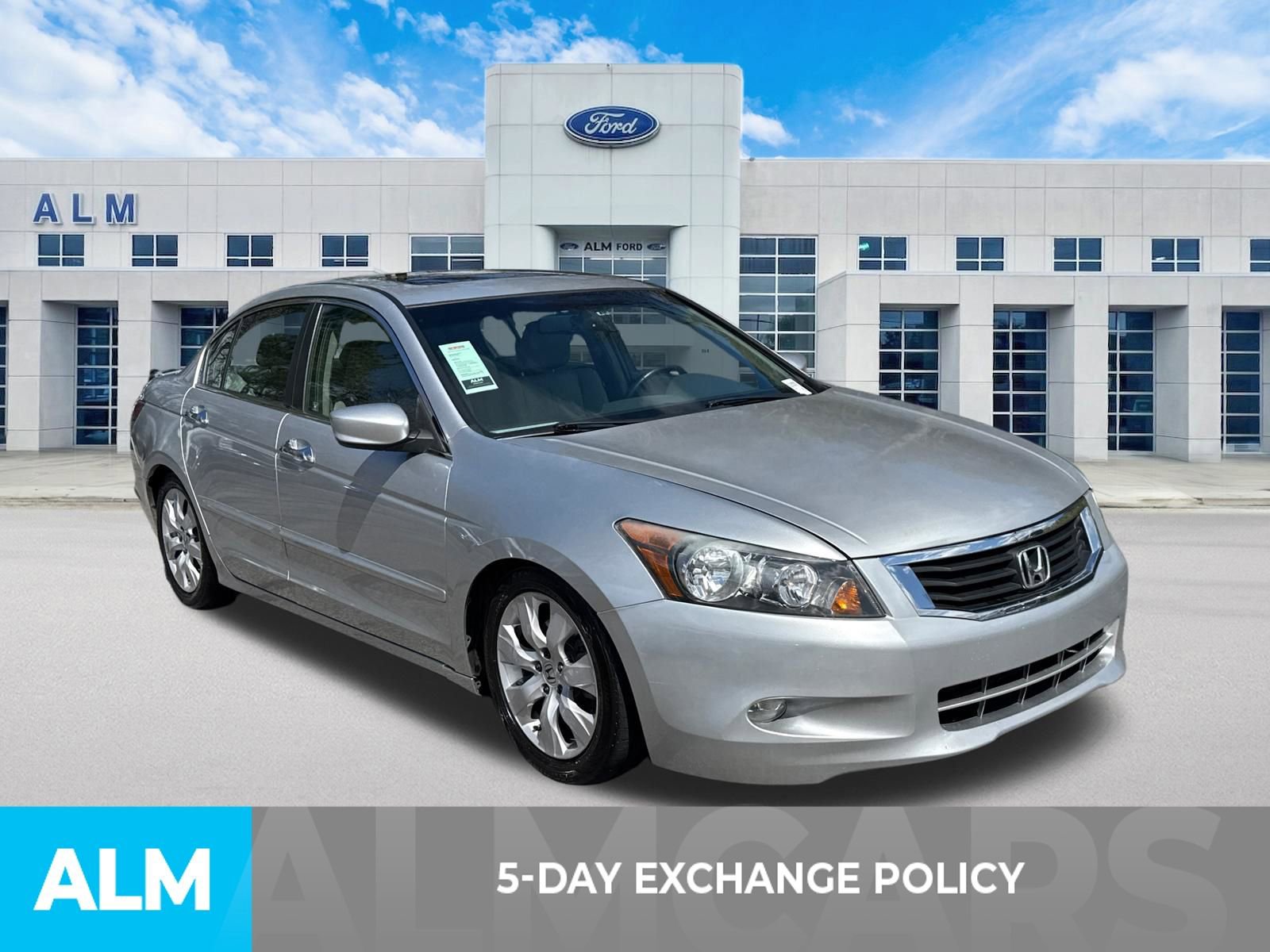 Used 2010 Honda Accord EX-L image 3