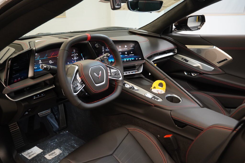 New 2027 Chevrolet Corvette Grand Sport w/ Z52 Sport Performance Package RWD image 5