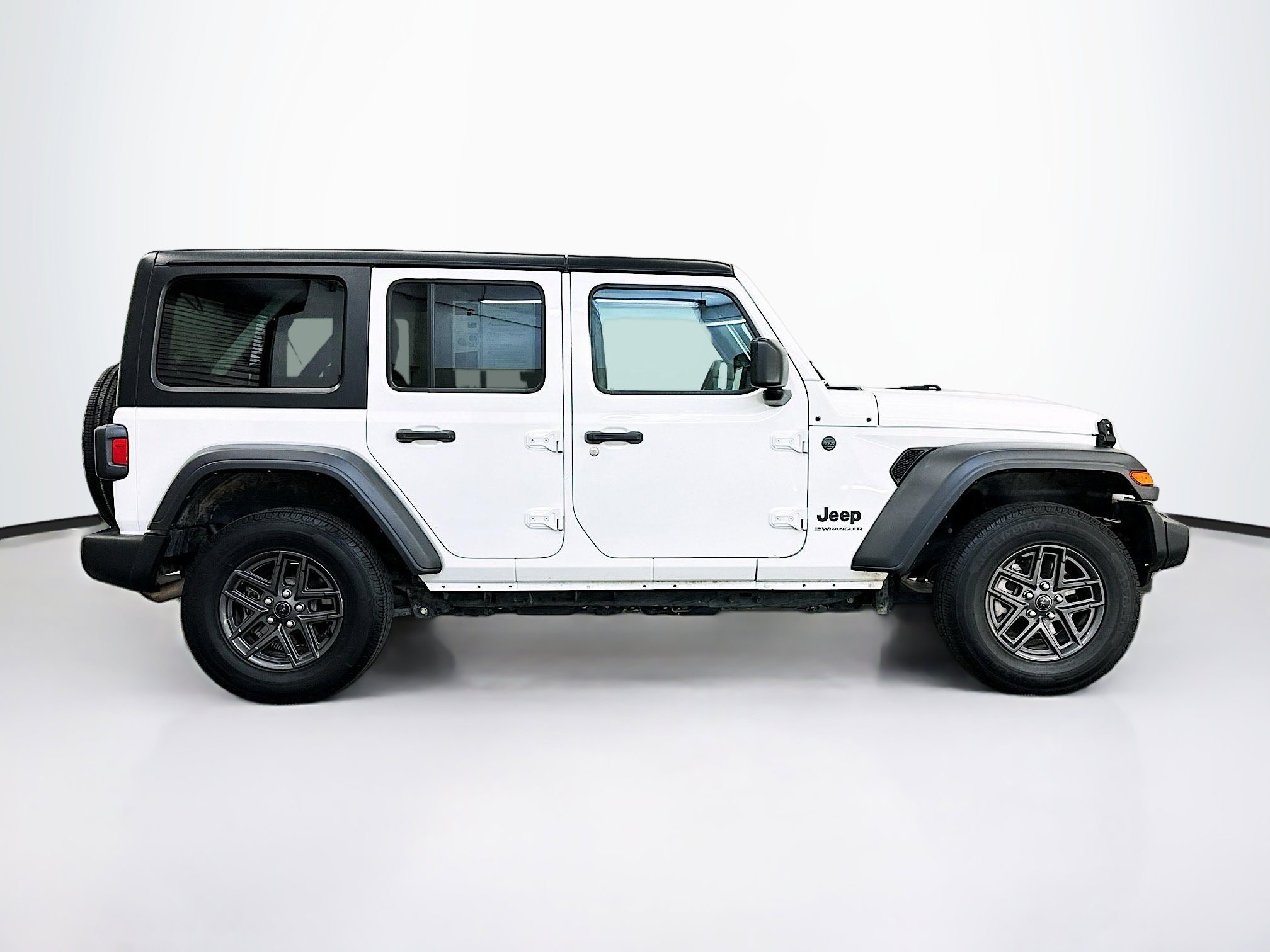 Used 2024 Jeep Wrangler Sport S image 10