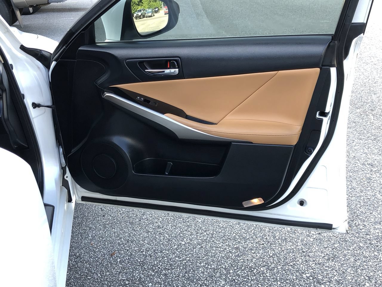 Used 2016 Lexus IS 200t RWD image 38