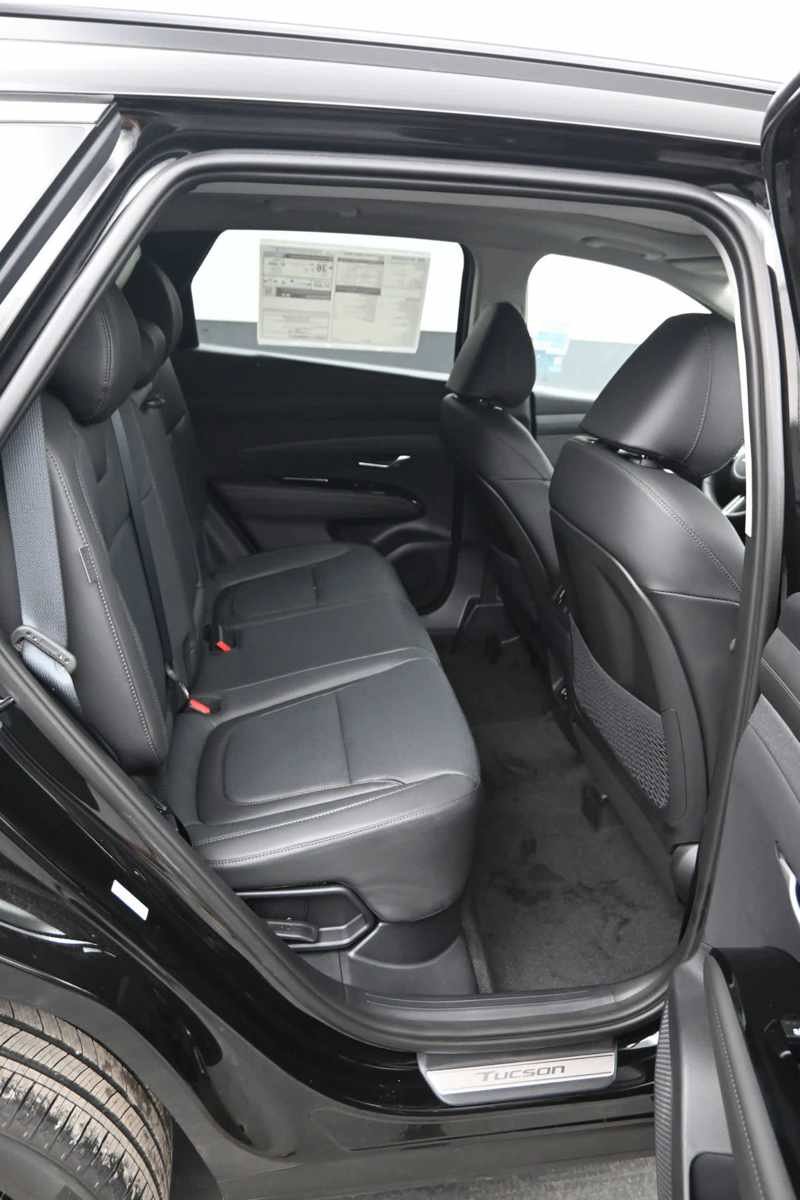 New 2026 Hyundai Tucson Limited AWD/4WD image 12