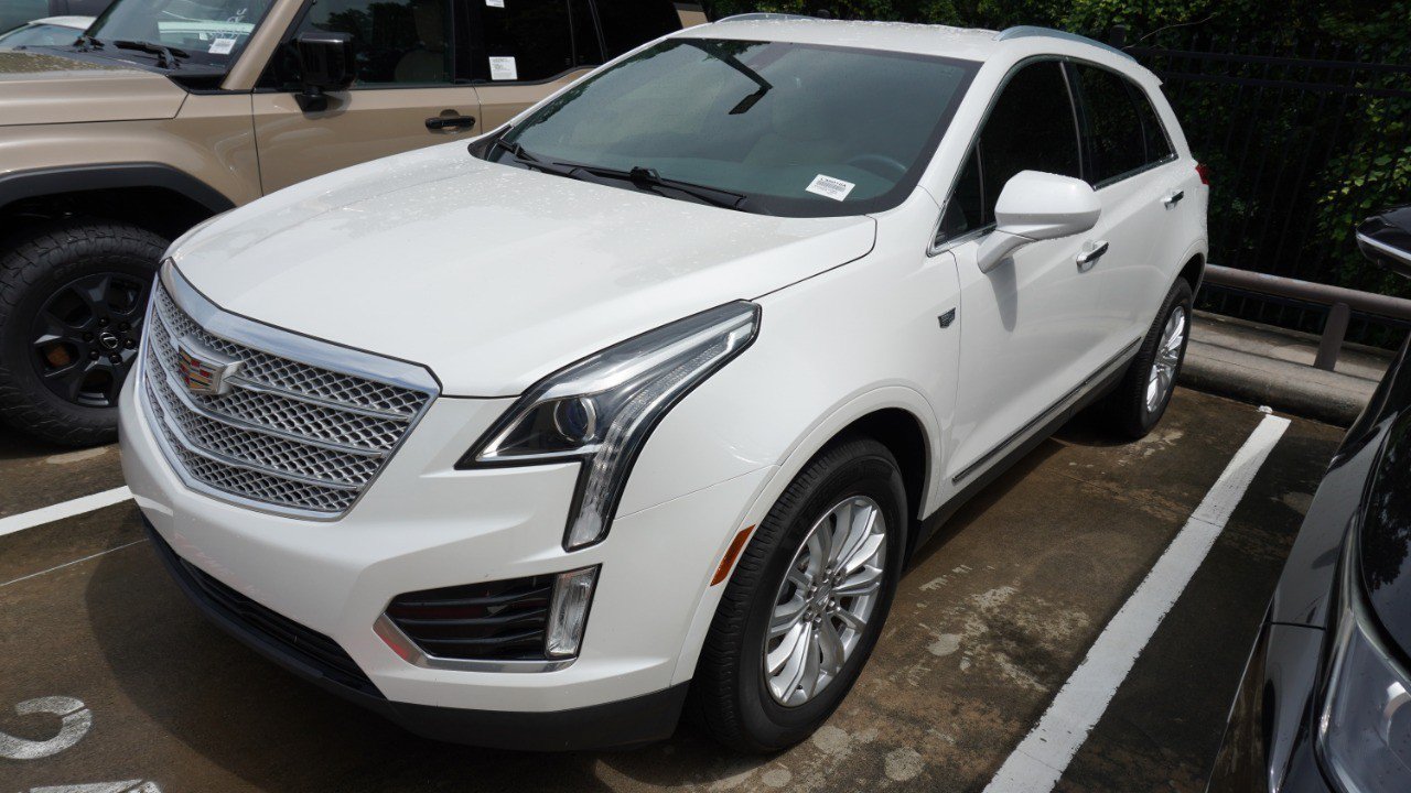 Used 2018 Cadillac XT5 FWD image 4