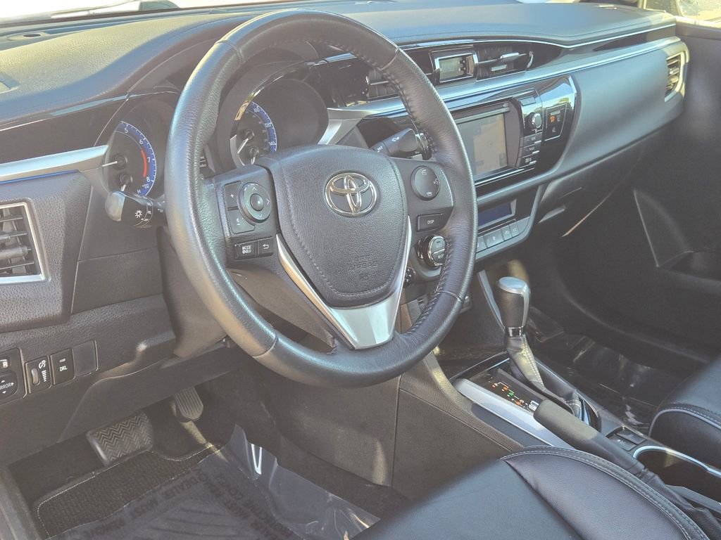 Used 2016 Toyota Corolla S Premium FWD image 17