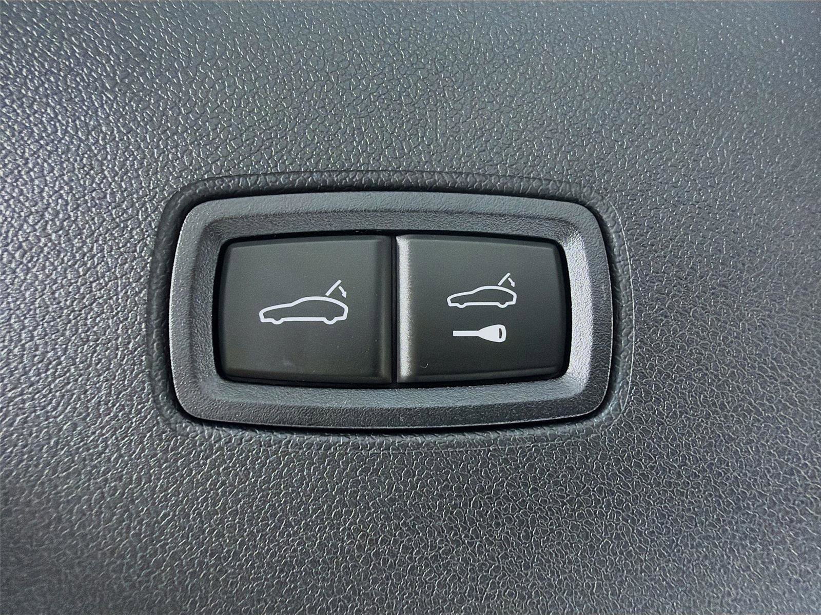 New 2026 Porsche Cayenne image 22