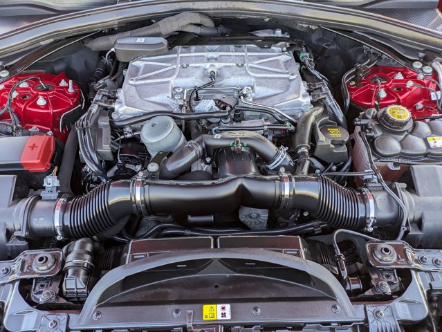 Used 2021 Jaguar F-PACE SVR image 24