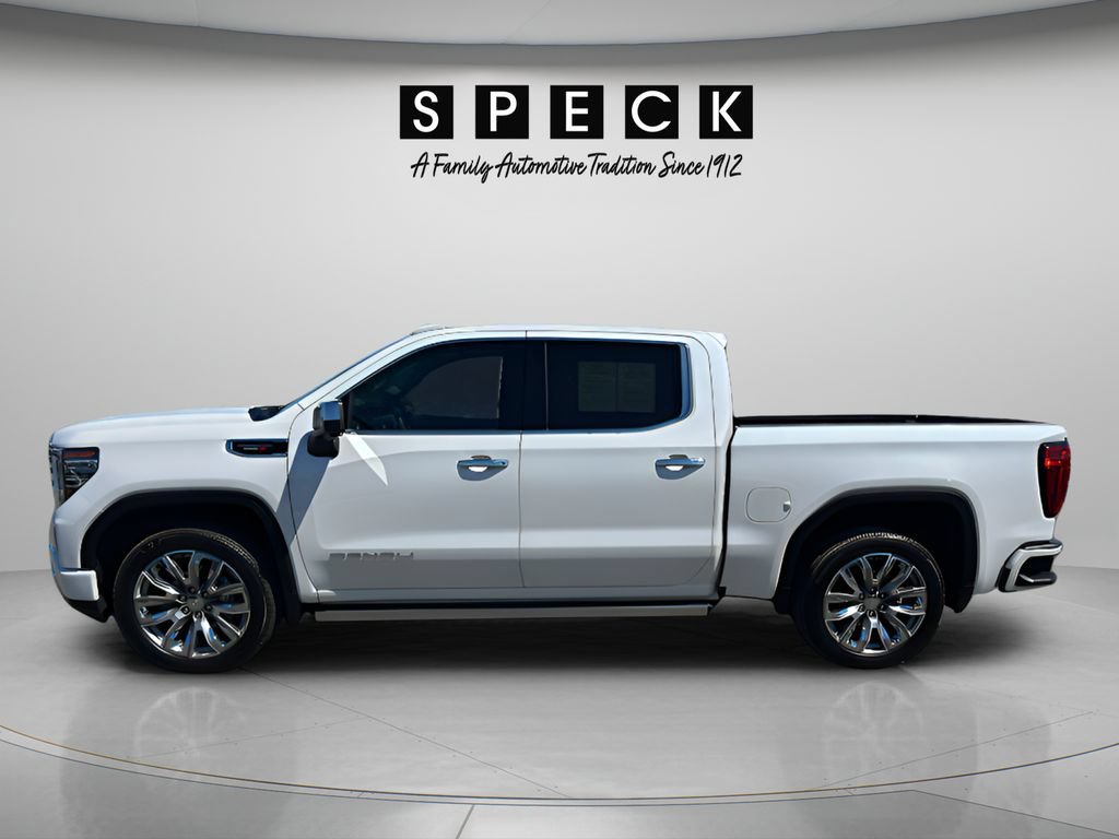 Used 2025 GMC Sierra 1500 Denali w/ Denali Reserve Package AWD/4WD image 2
