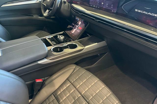 Certified 2025 Cadillac Escalade V image 18