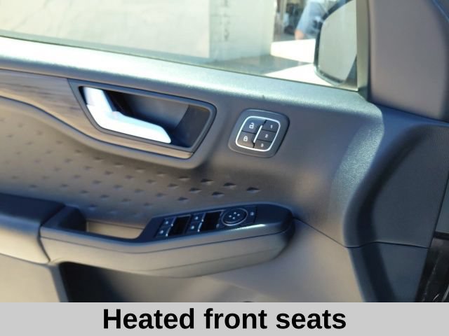 Used 2020 Ford Escape Titanium AWD/4WD image 15
