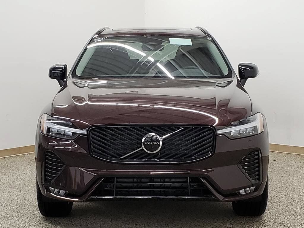New 2026 Volvo XC60 B5 Core w/ Protection Package Premier AWD/4WD image 5