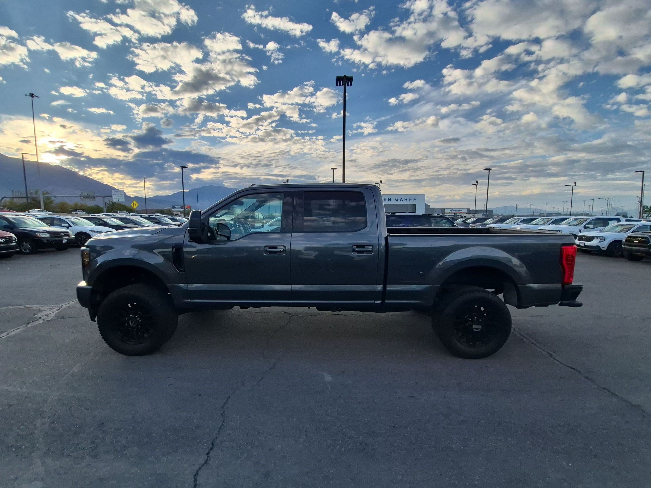 Used 2019 Ford F250 Lariat AWD/4WD image 9