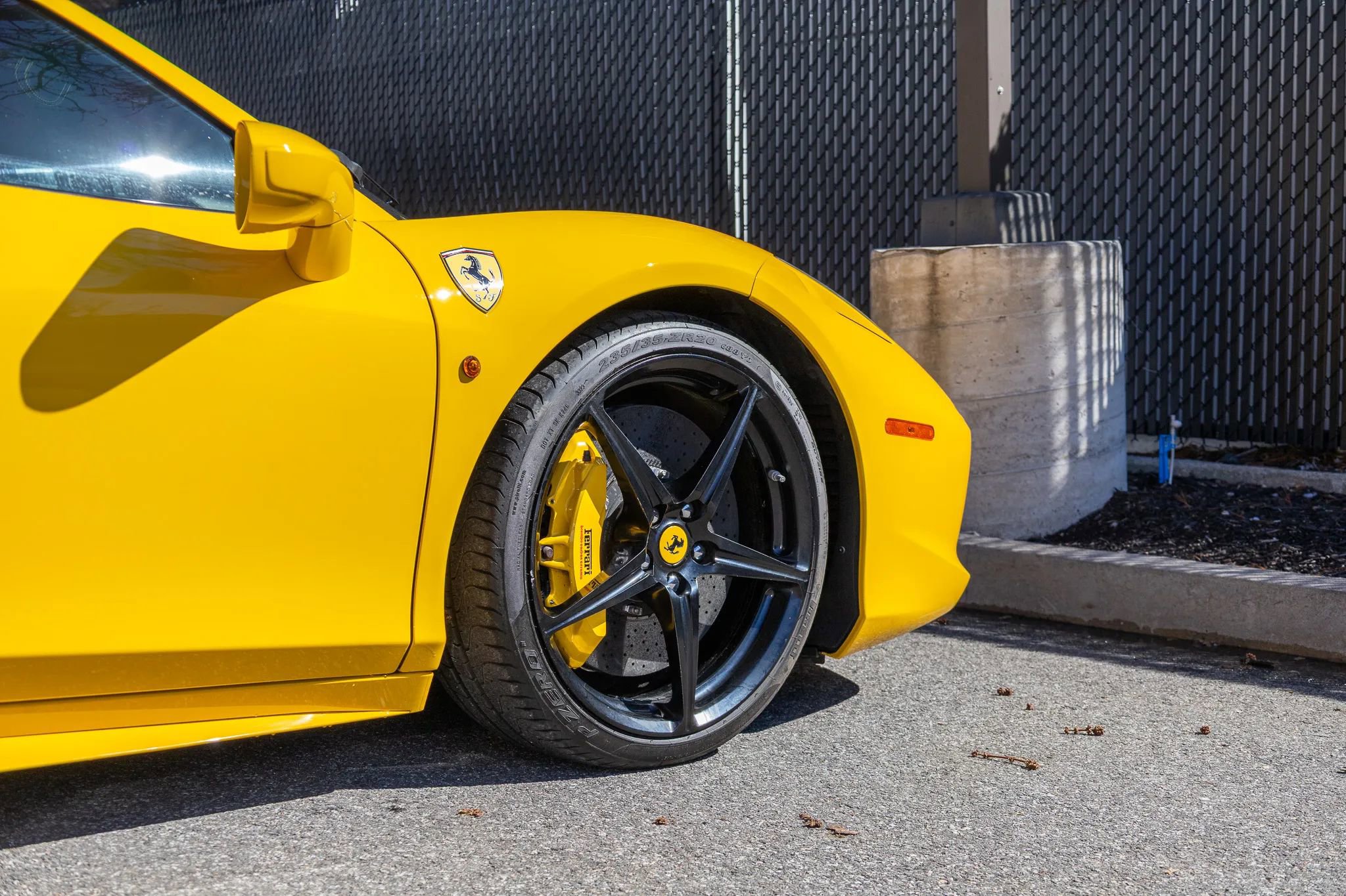 Used 2015 Ferrari 458 Spider Convertible 2D image 21