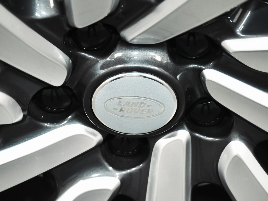 Used 2024 Land Rover Range Rover Autobiography image 96