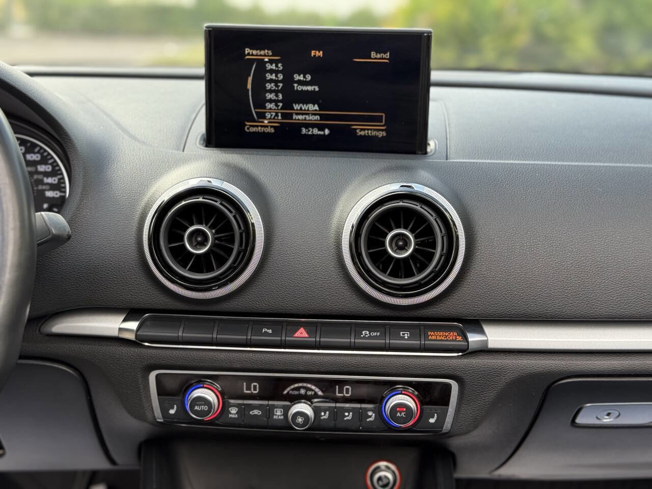 Used 2016 Audi A3 1.8T Premium image 18