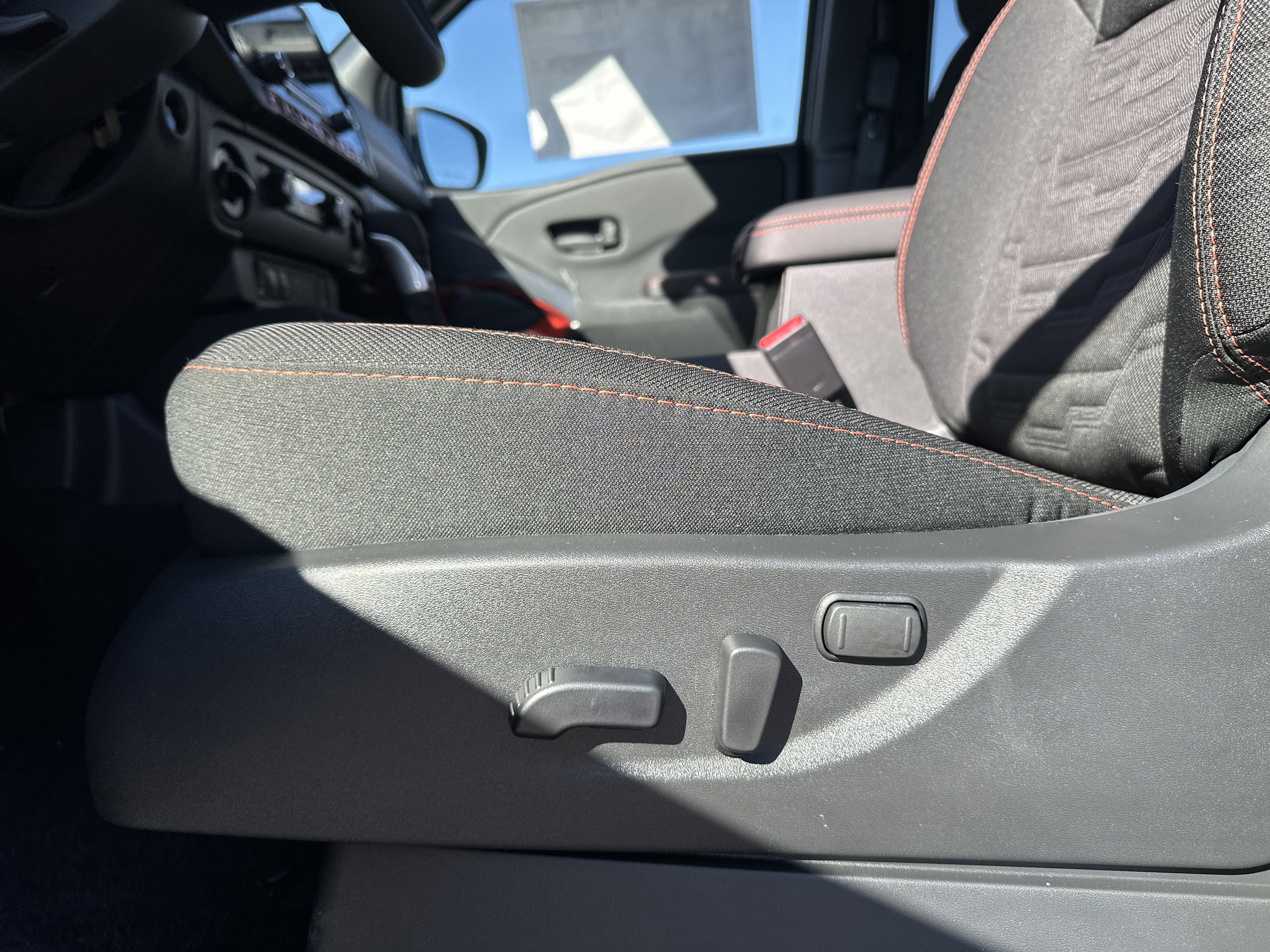 New 2026 Nissan Frontier PRO-4X image 24