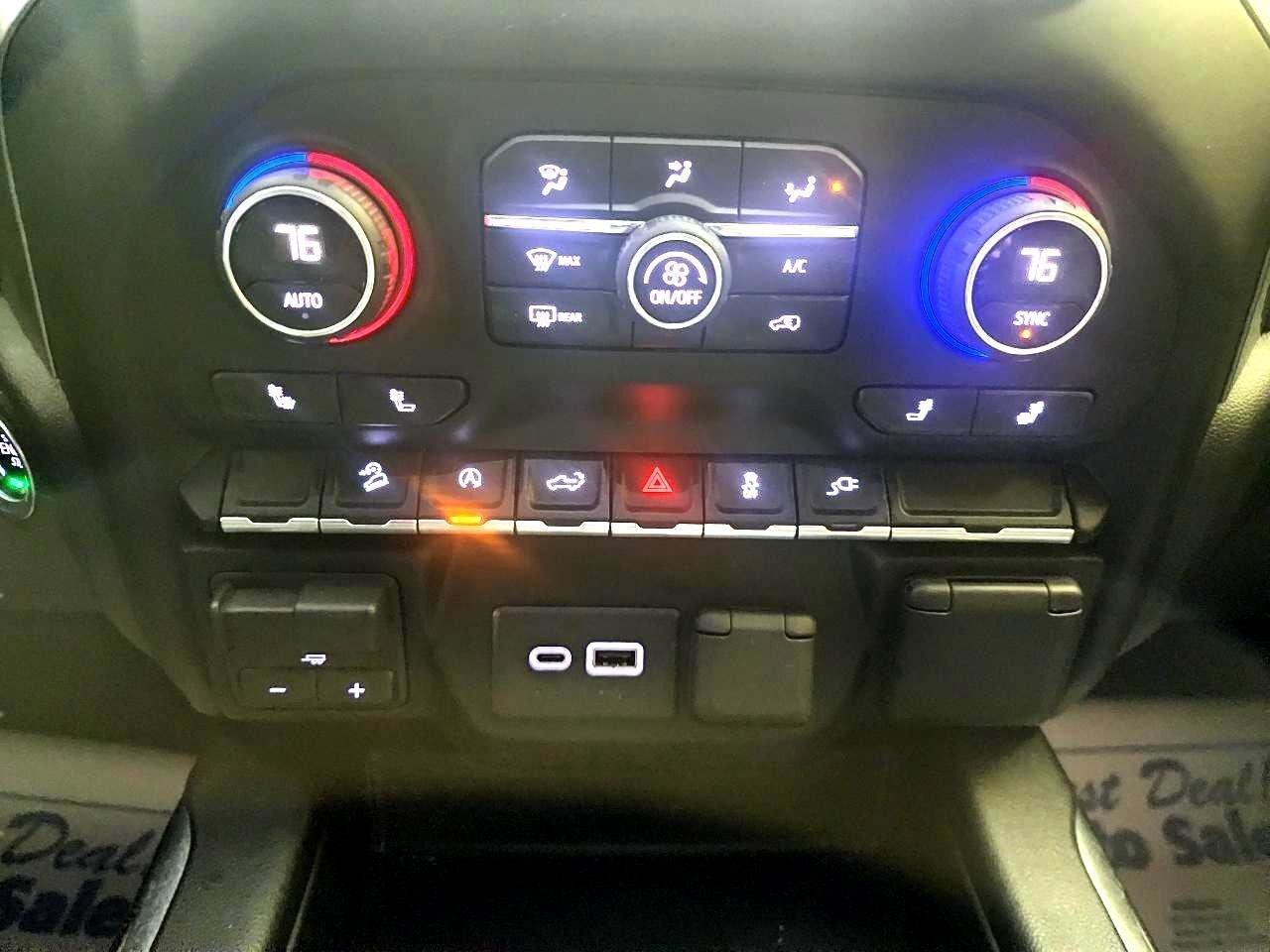 Used 2019 Chevrolet Silverado 1500 RST image 23