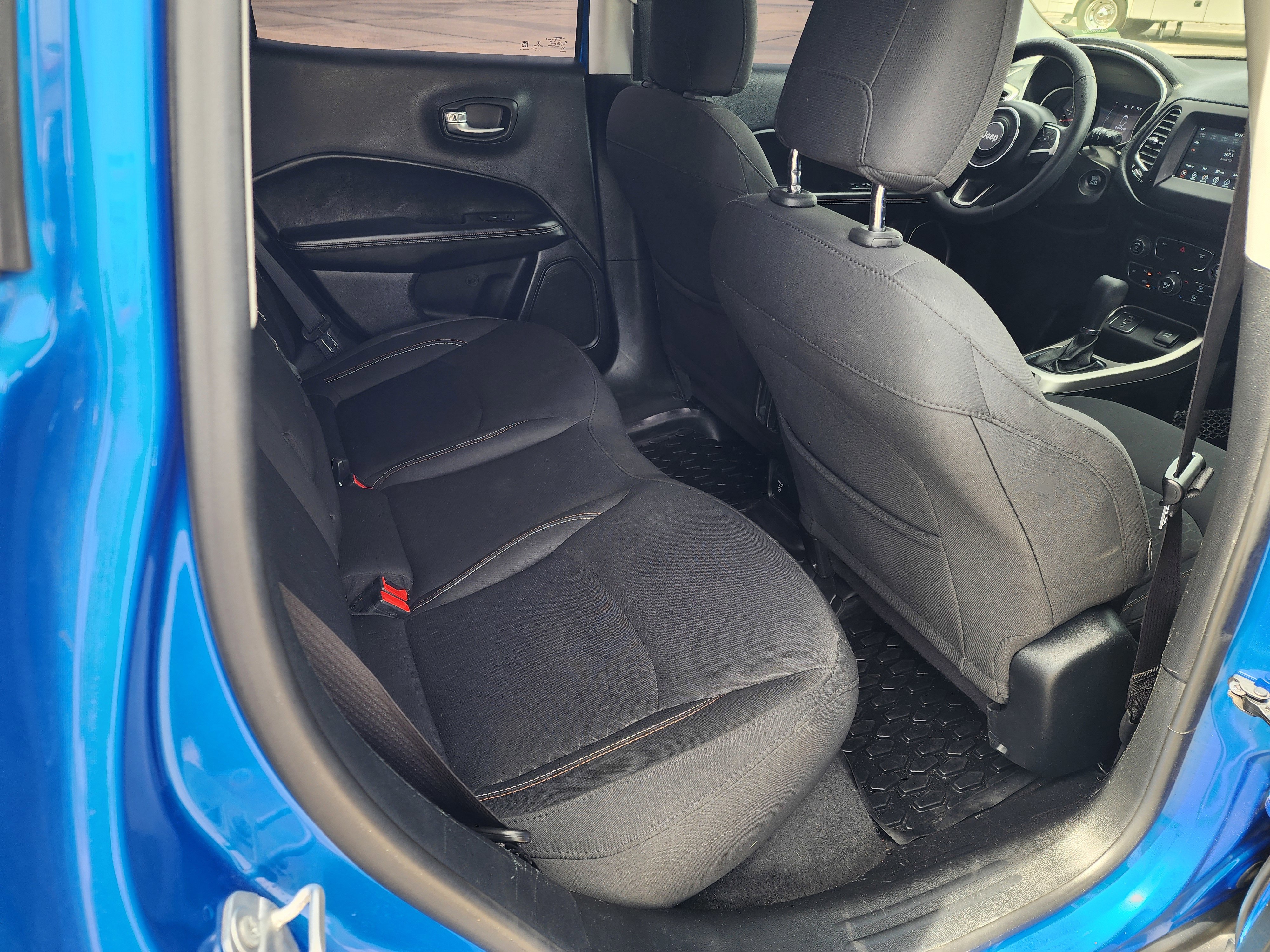 Used 2019 Jeep Compass Sport FWD image 13