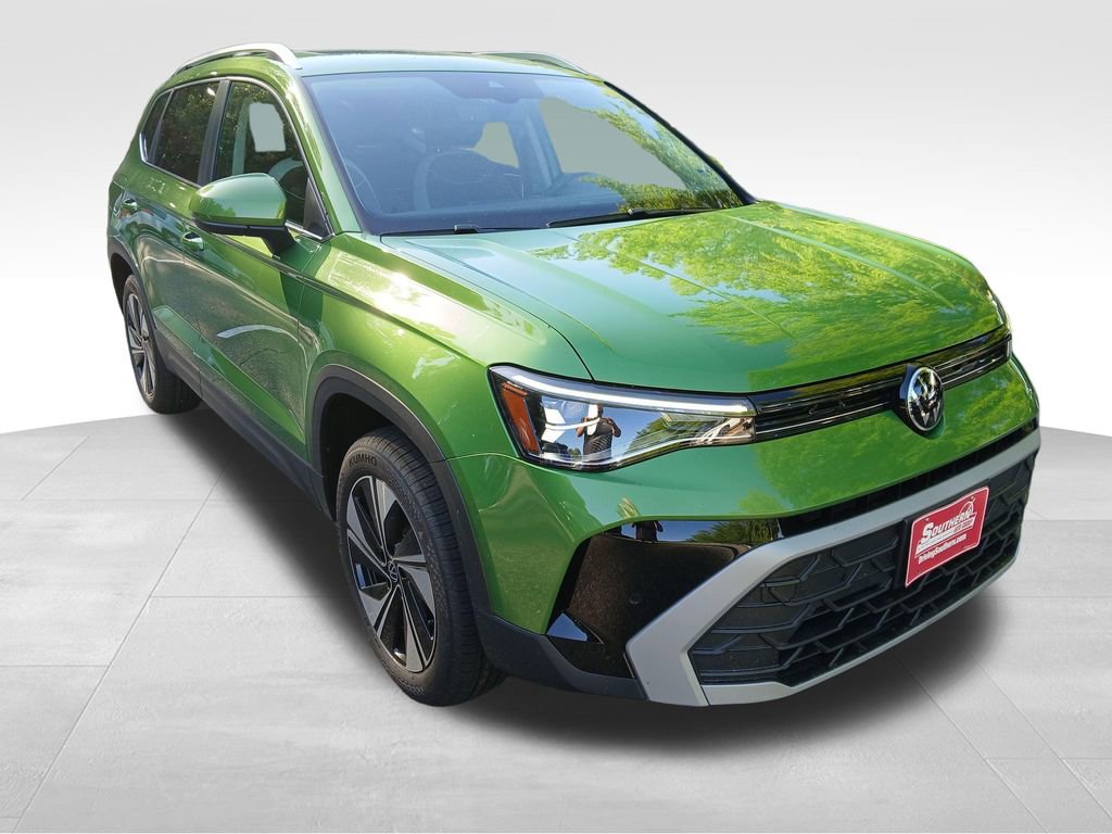 New 2026 Volkswagen Taos SE AWD/4WD image 7