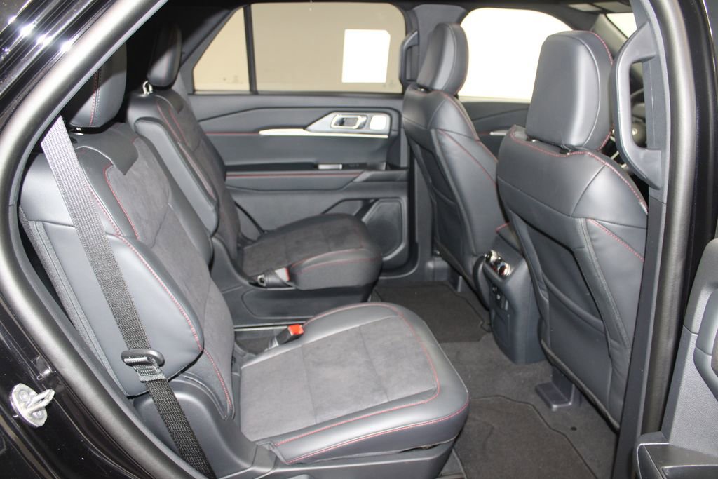 New 2026 Ford Explorer ST w/ Sun And Sound Package image 31