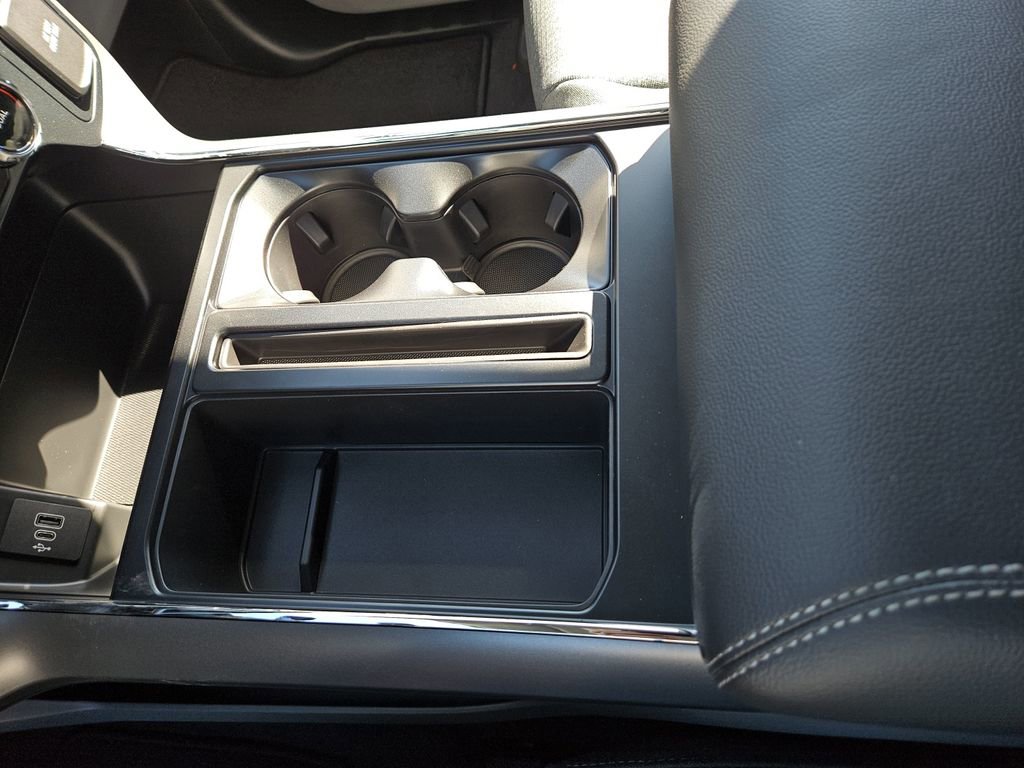 New 2025 Ford F150 XLT w/ Equipment Group 302A MID image 28