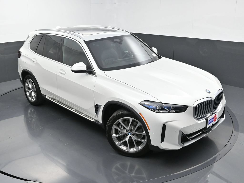 Used 2024 BMW X5 xDrive40i w/ Premium Package AWD/4WD image 34