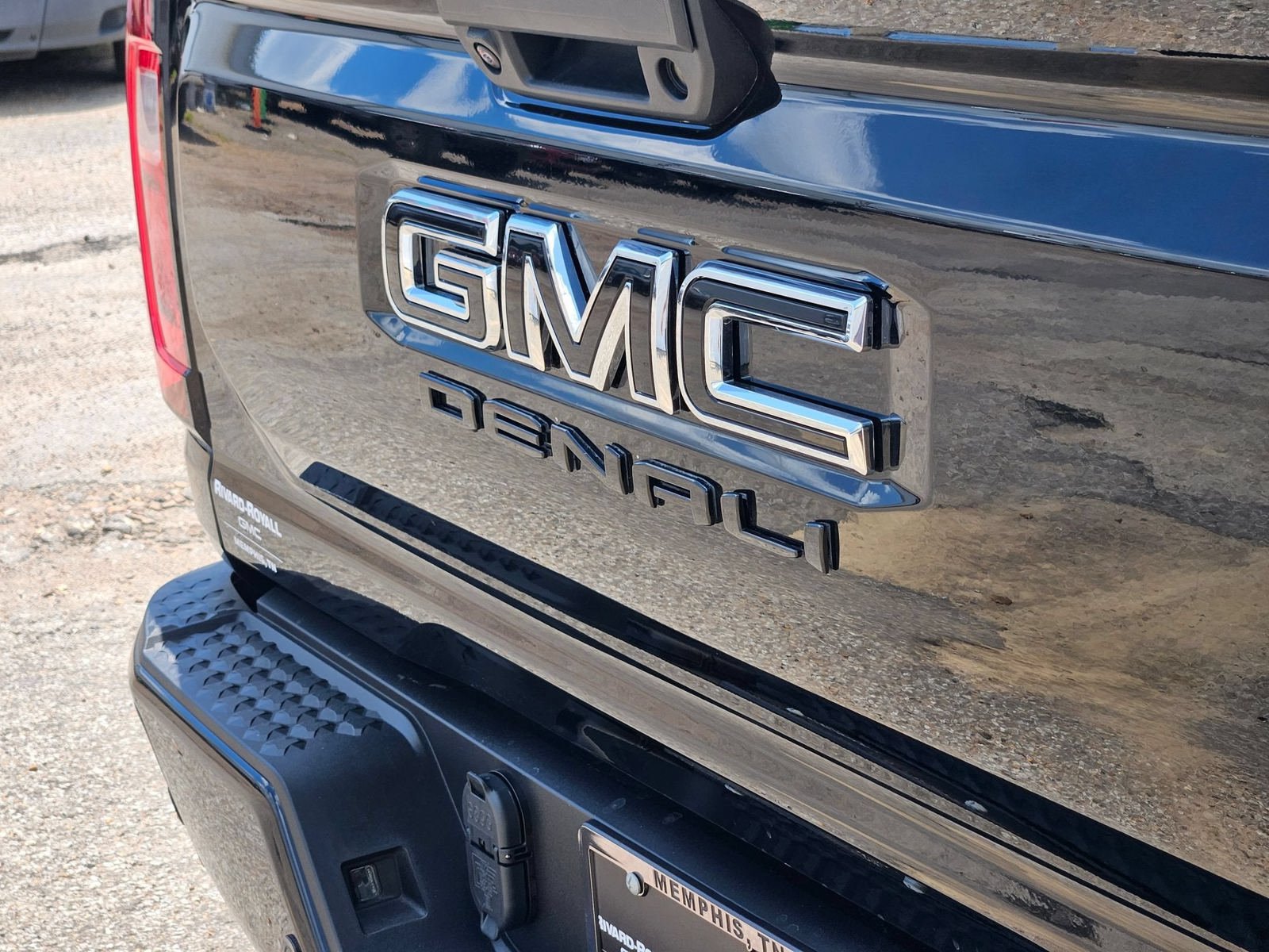 New 2026 GMC Canyon Denali w/ LPO, Denali Black Edition AWD/4WD image 30