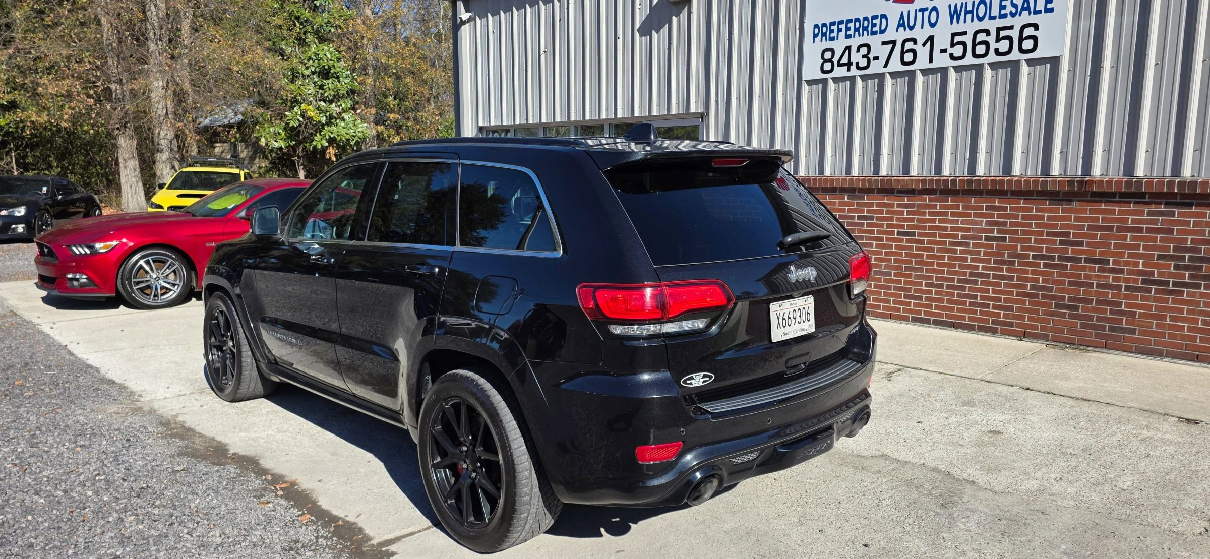 Used 2014 Jeep Grand Cherokee SRT8 w/ Luxury Group II image 5