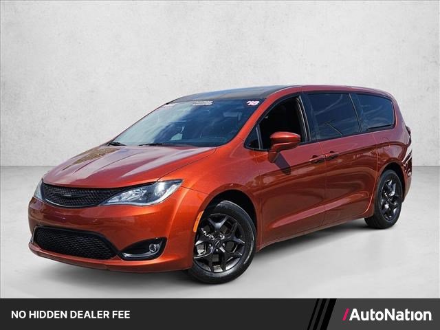 Used 2018 Chrysler Pacifica Touring Plus w/ S Appearance Package FWD image 1