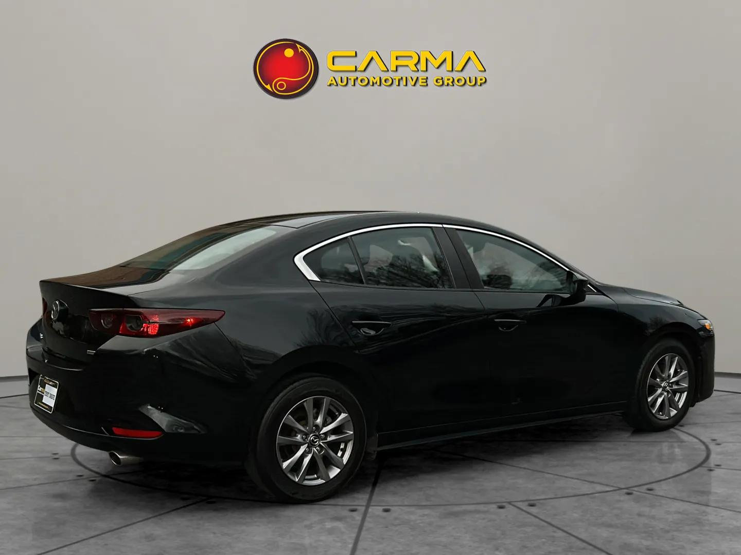 Used 2021 MAZDA MAZDA3 s image 8