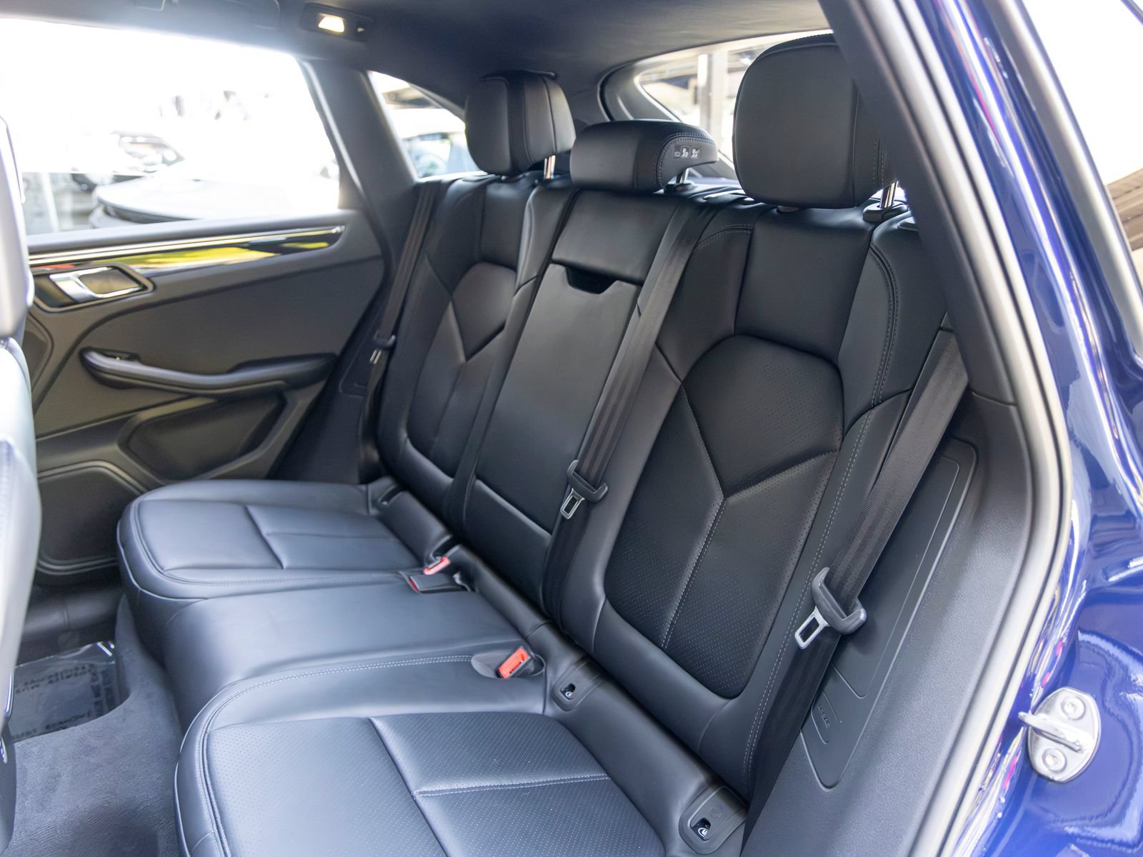 Certified 2026 Porsche Macan AWD/4WD image 51