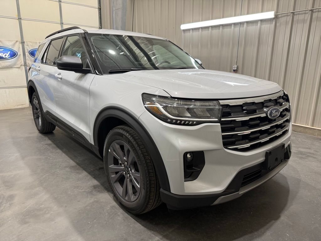 New 2026 Ford Explorer Active w/ Active Comfort Package