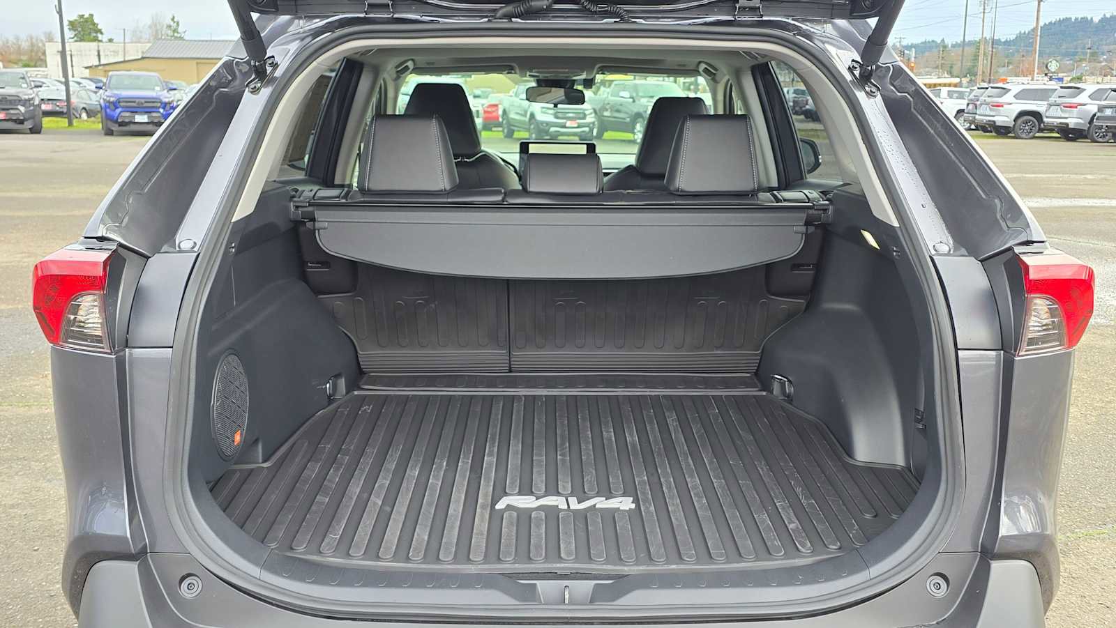 Certified 2025 Toyota RAV4 XLE Premium image 18