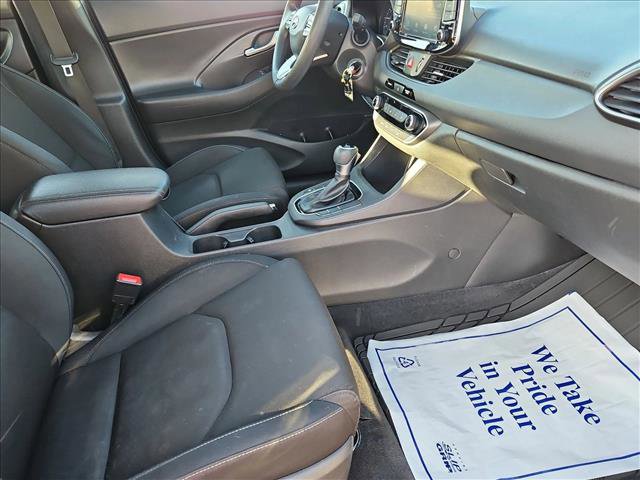 Used 2019 Hyundai Elantra GT image 19