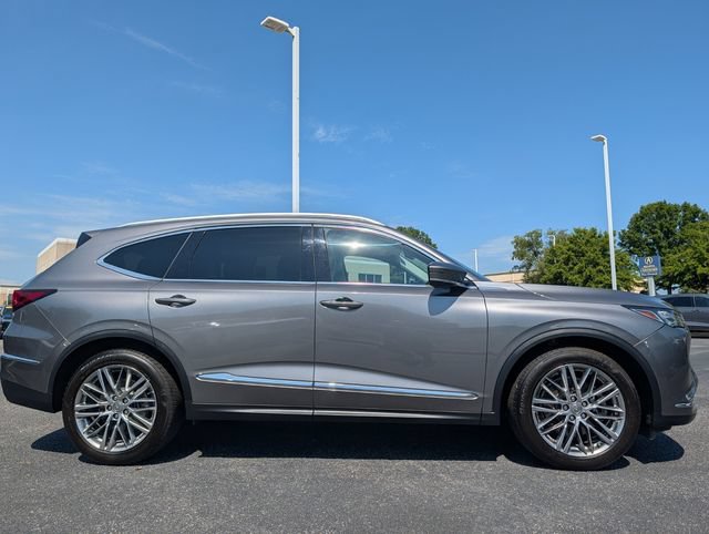 Used 2022 Acura MDX w/ Advance Package AWD/4WD image 2