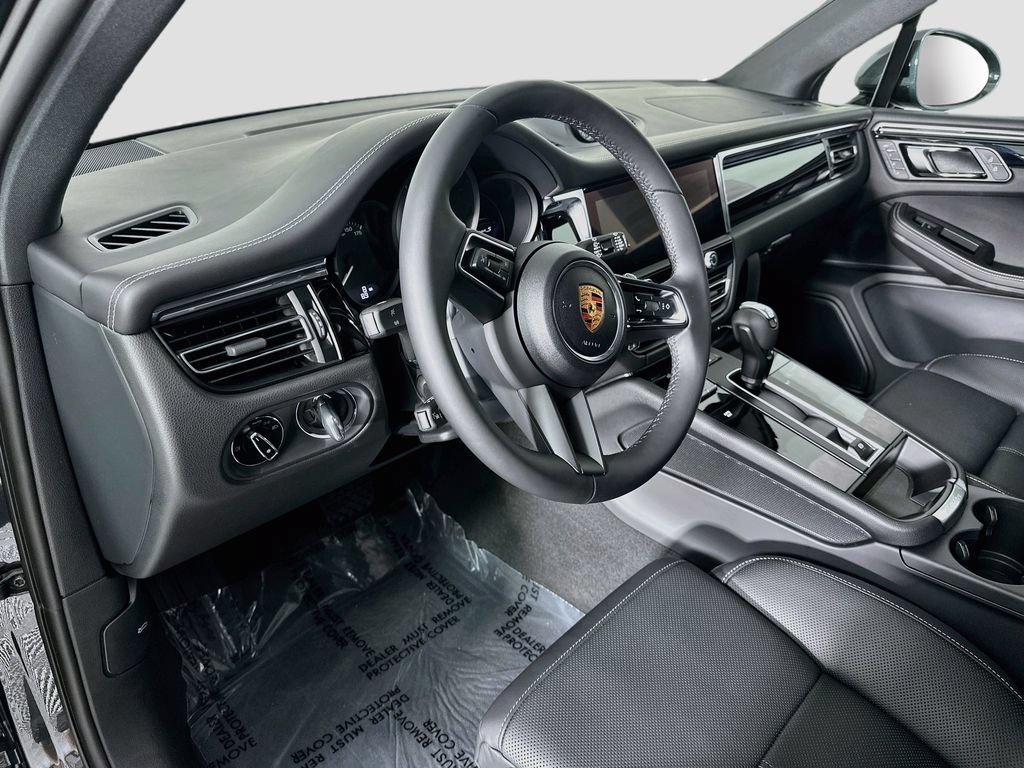 New 2026 Porsche Macan S AWD/4WD image 4