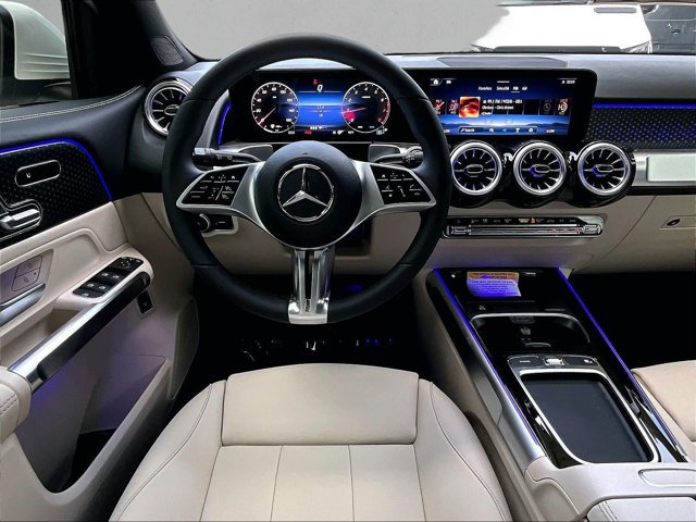 New 2026 Mercedes-Benz GLB 250 image 18
