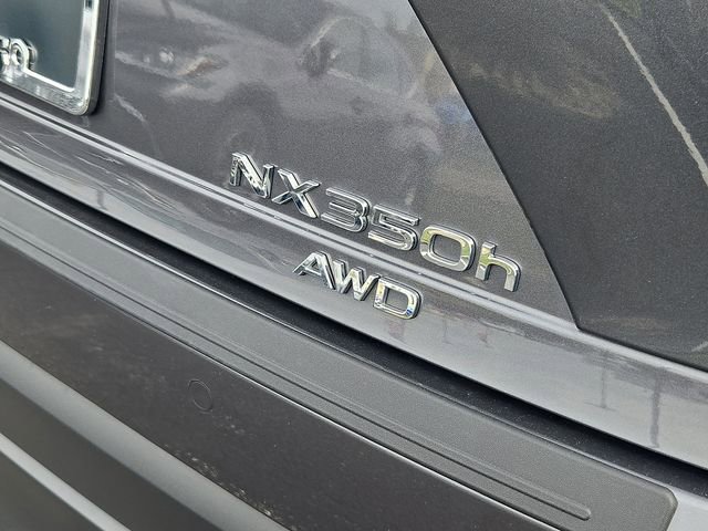 Used 2024 Lexus NX 350h AWD w/ Vision Package image 8