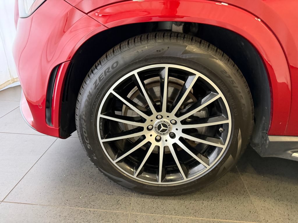 Used 2021 Mercedes-Benz GLE 580 4MATIC image 10