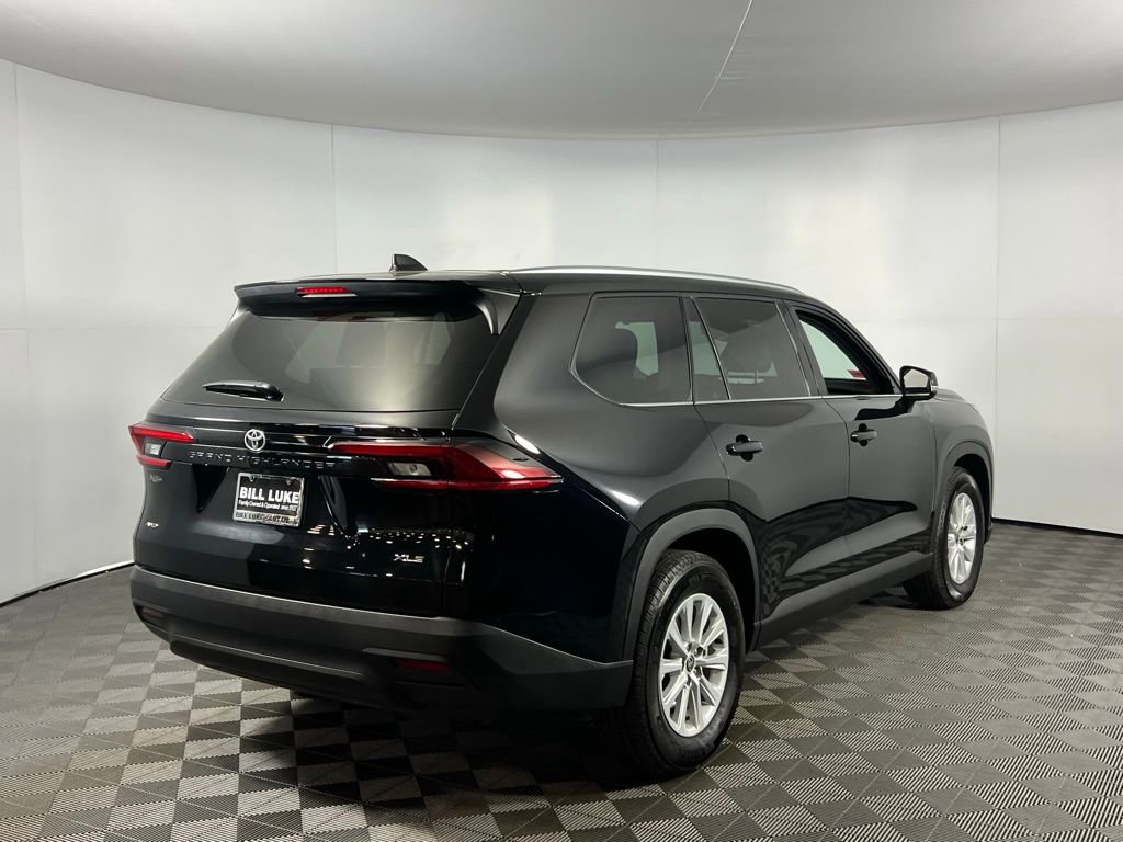 Used 2025 Toyota Grand Highlander AWD image 9