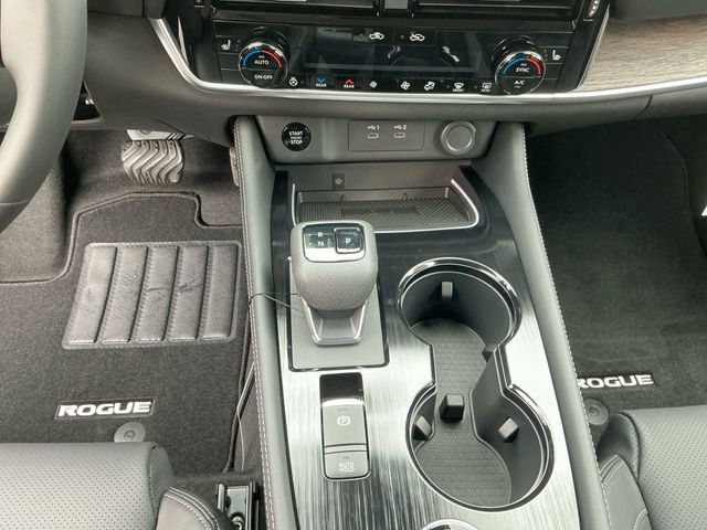 New 2026 Nissan Rogue Platinum w/ Platinum Premium Package image 13