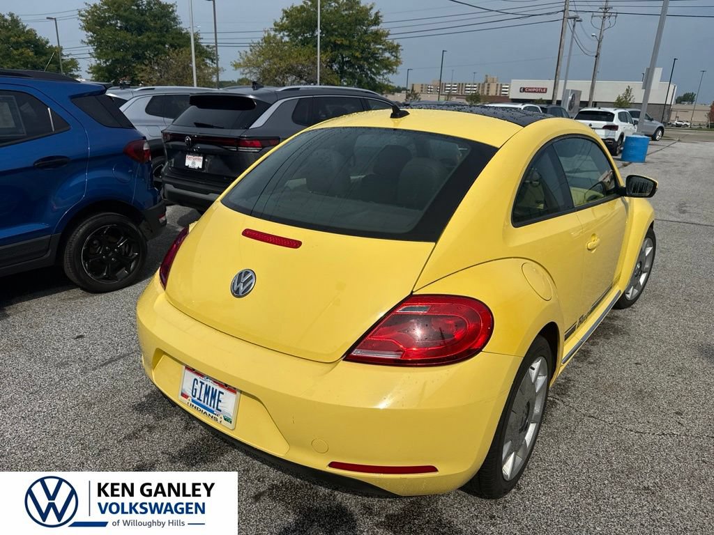 Used 2012 Volkswagen Beetle 2.5 FWD image 3