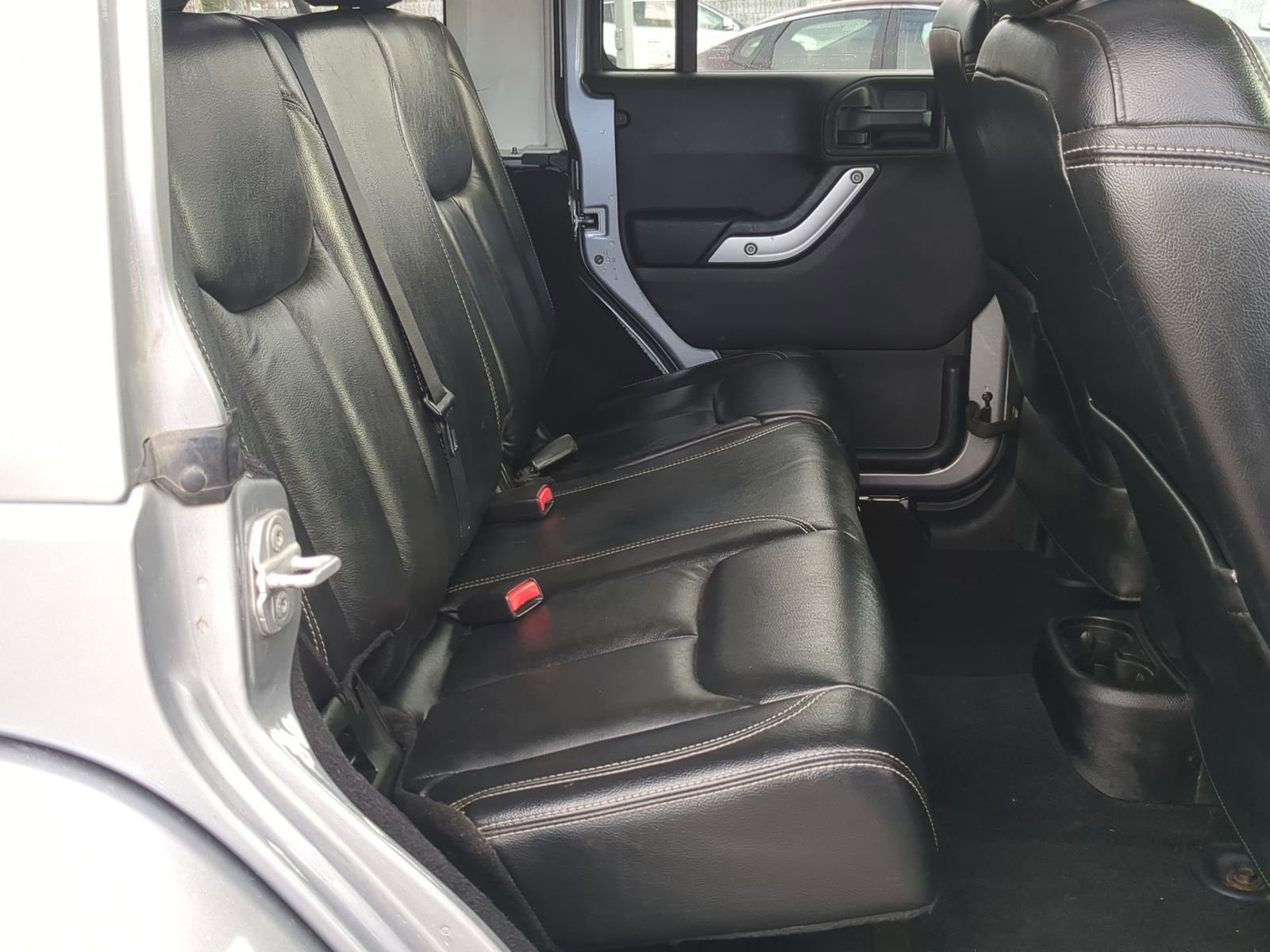 Used 2013 Jeep Wrangler Unlimited Sahara w/ Connectivity Group image 24