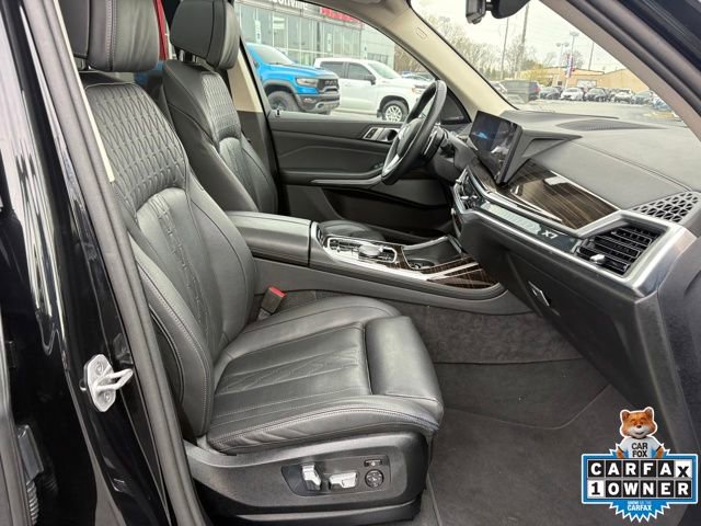 Used 2025 BMW X7 xDrive40i image 17