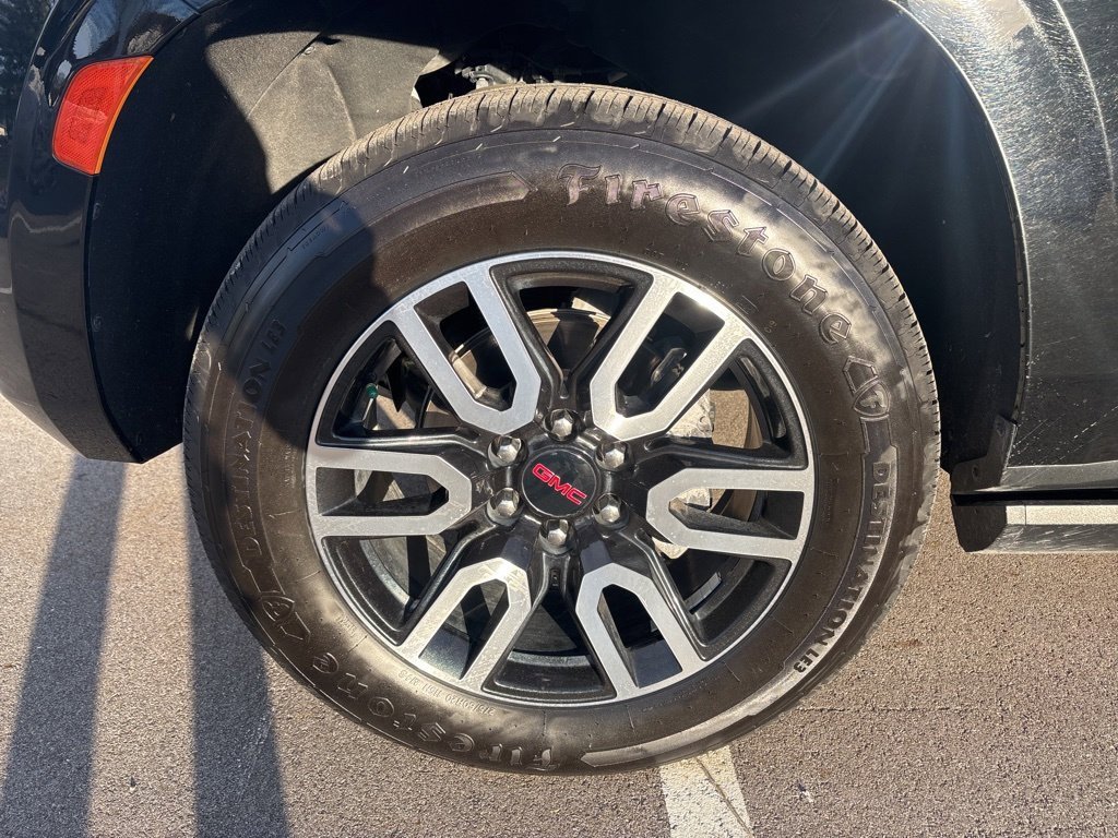 Used 2023 GMC Yukon AT4 w/ AT4 Premium Plus Package image 27