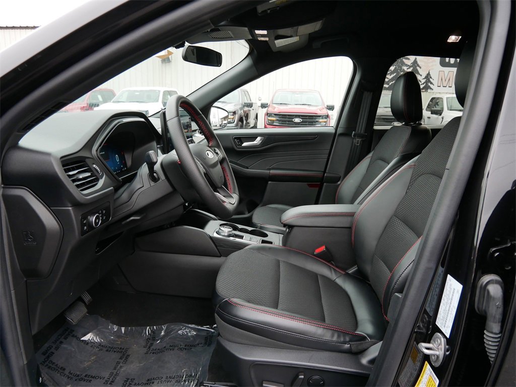Used 2025 Ford Escape ST-Line Elite w/ Tech Pack #2 image 10