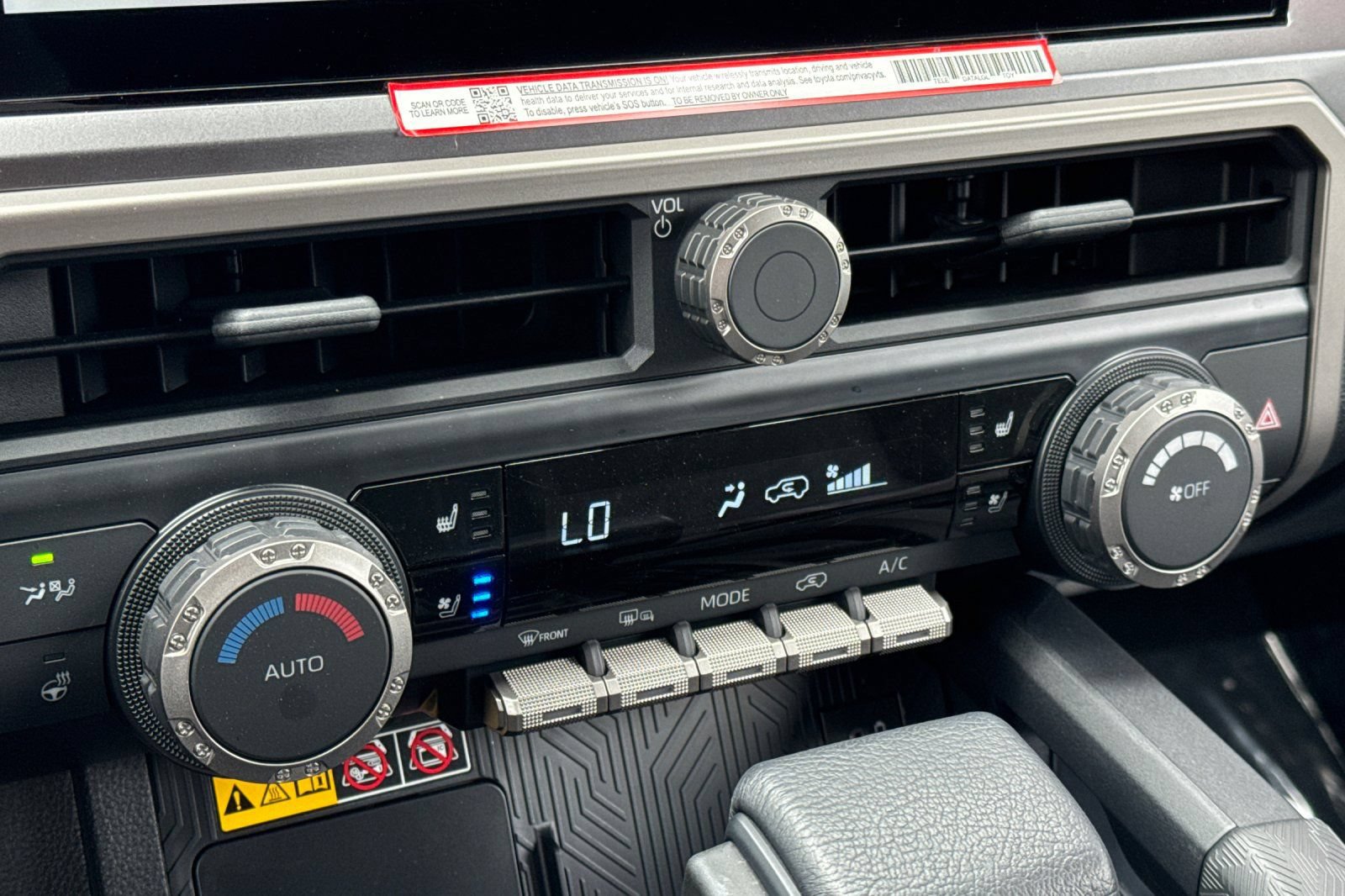Certified 2025 Toyota 4Runner TRD Off-Road Premium AWD/4WD image 27