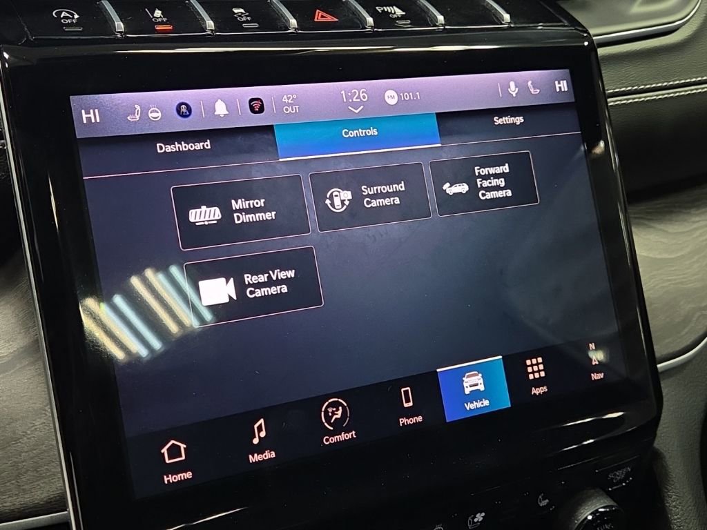 Used 2024 Jeep Grand Cherokee Limited w/ Luxury Tech Group II image 23